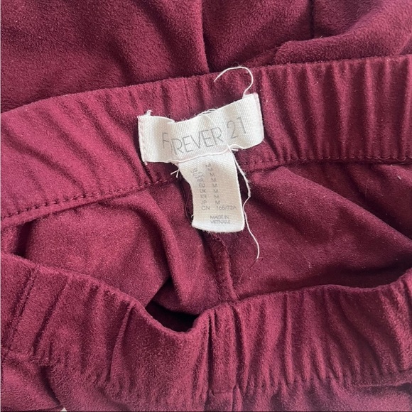 Forever 21 Faux Suede Women’s Leggings M Moto Biker Holiday Party Festive Cozy - Picture 3 of 8